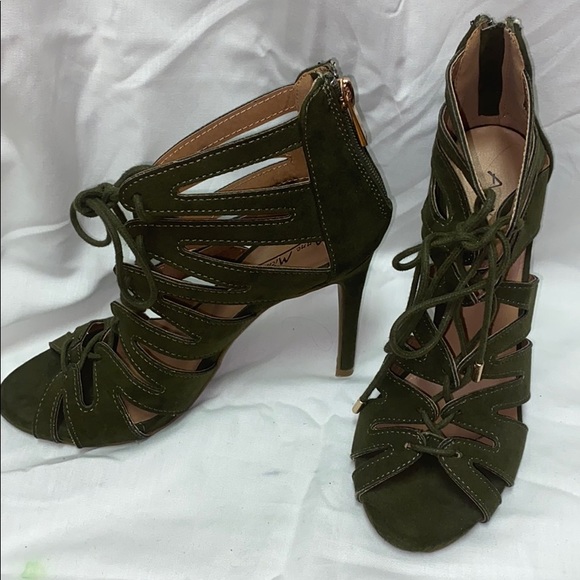 Navy Green heels - Picture 6 of 6